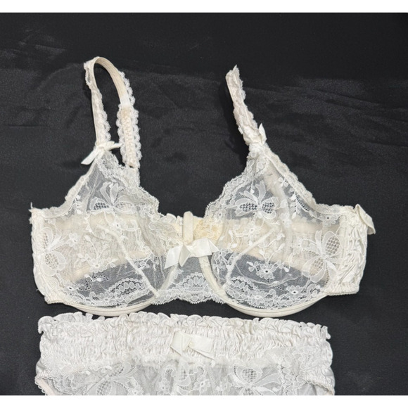 Vintage 90s Victoria's Secret Second Skin High Cut Brief Panties L Bra 36C White - Picture 3 of 15